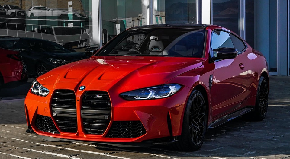 Car Restoration: Is It Possible to Turn Your Older Car to Luxury Style?